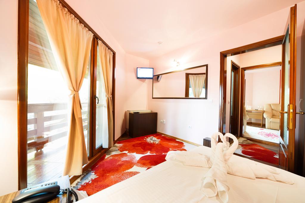 Hotel Insula Tulcea Zimmer foto